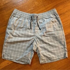 Gray Checkered Men's Bermuda Shorts size XL